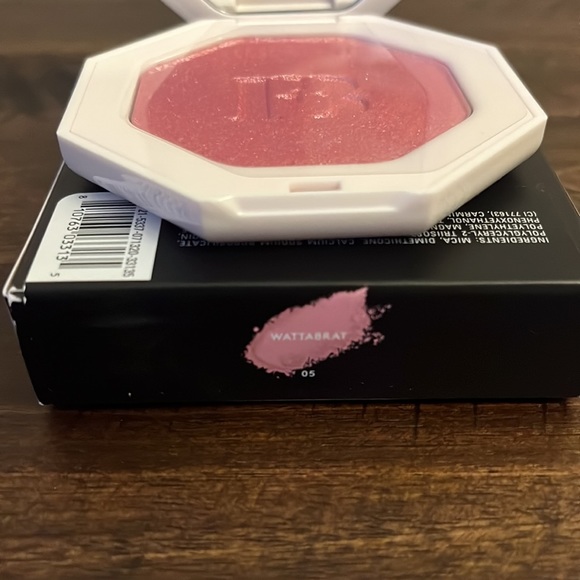 FENTY WATTABRAT - Picture 4 of 5